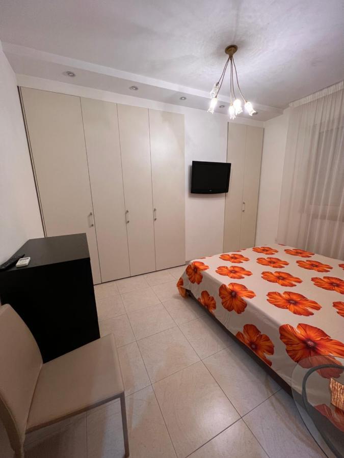 Appartamento Modugno Centro Экстерьер фото